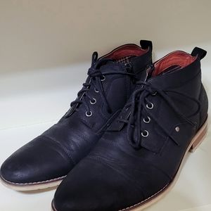 MENS - BRAND: FERRO ALDO STYLE: "BLAINE" COLOR: MATTE BLACK (NO SHINE) SIZE: 11